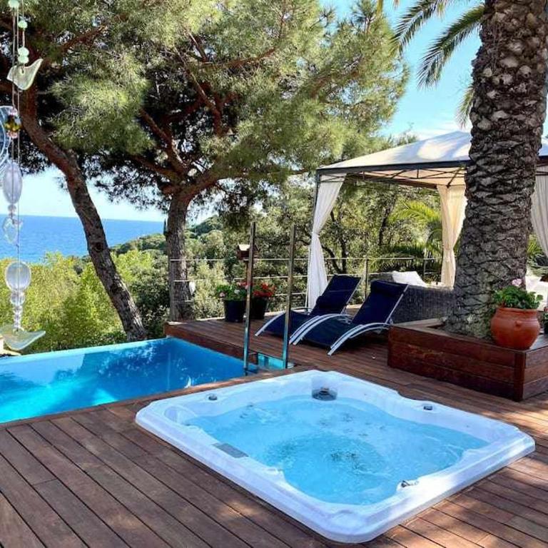 Primera linea, Piscina, Jacuzzi y Playa Privada - Villa con piscina privada - 5
