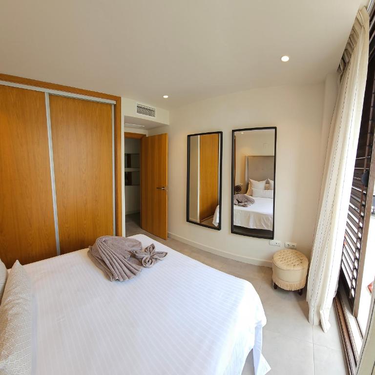 Nogalera Quintessence Apartment with private parking BY NAMASTE ELITE - Apartment - 10