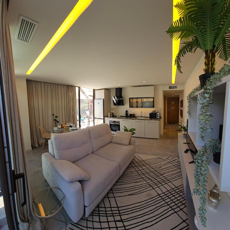 Nogalera Quintessence Apartment with private parking BY NAMASTE ELITE - Apartment - 3