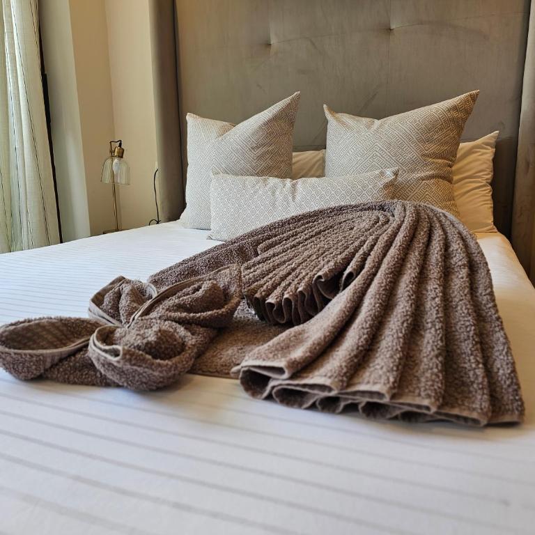 Nogalera Quintessence Apartment with private parking BY NAMASTE ELITE - Apartment - 15