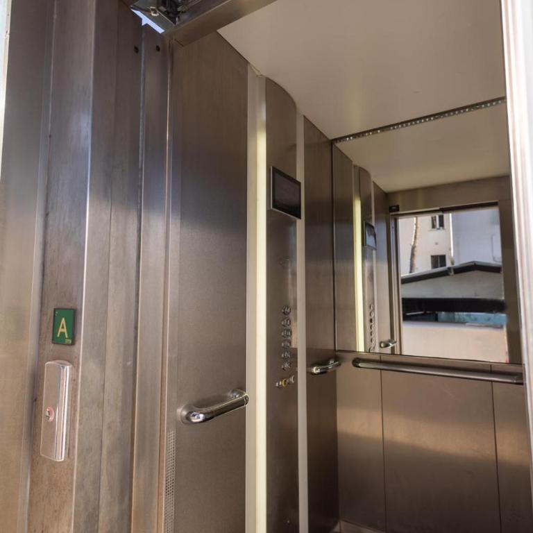 Nogalera Quintessence Apartment with private parking BY NAMASTE ELITE - Apartment - 35