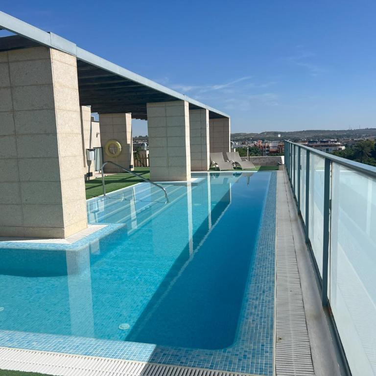 GATU PREMIUM Marismas, terraza, parking, piscina común y aire acc , " Preferente mayores de 25 años y familias " - Apartamento con terraza - 35