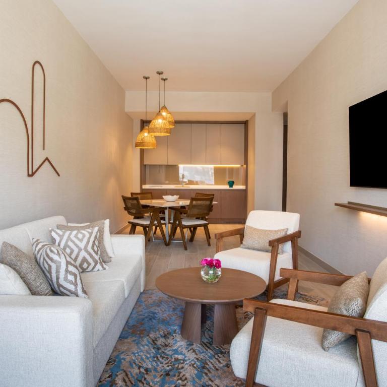 Hyatt Regency Kotor Bay Resort - Deluxe One-Bedroom Apartment - 4
