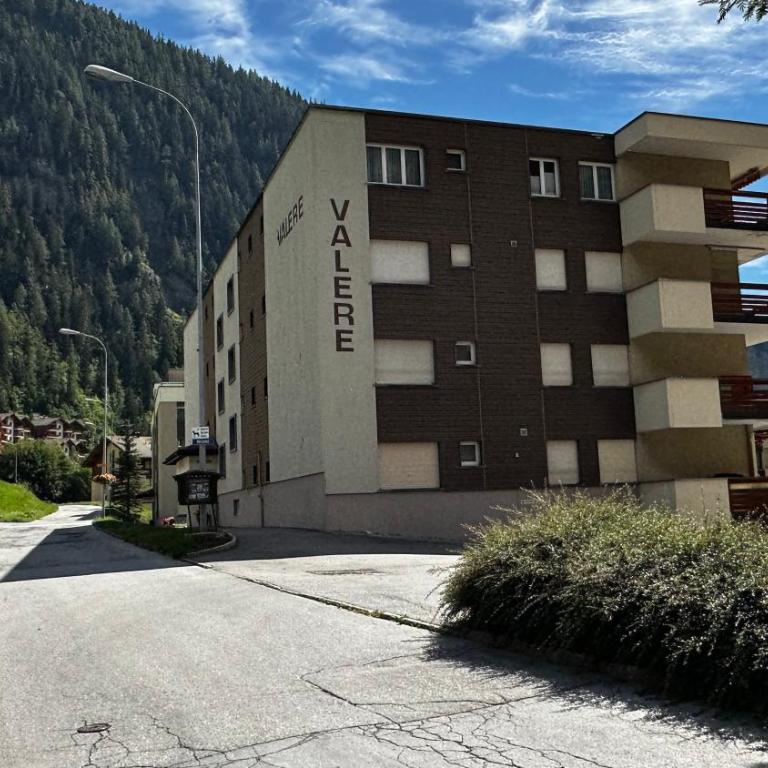 Wohnungen Matterhorn & Aletschhorn im Valere B Leukerbad - Studio mit Bergblick - 1