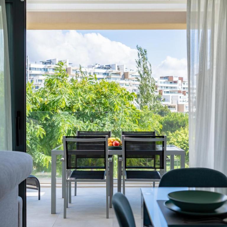 Bright and Stunning 2 bed Apartment in Southbay - RDR530 - Two-Bedroom Apartment - 23