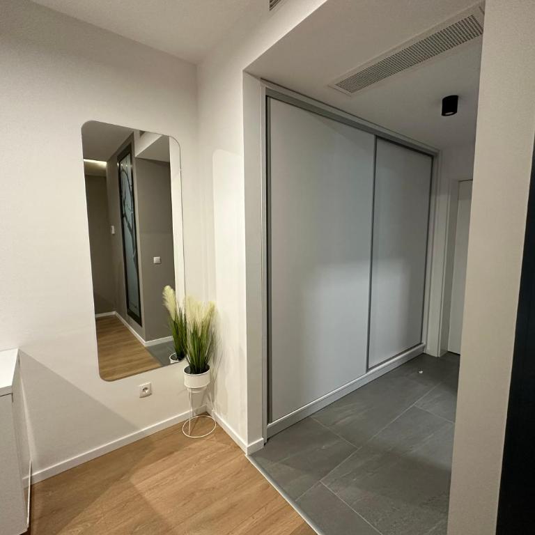 Hotel GOLD JET Bihać - Large Twin Room - 17