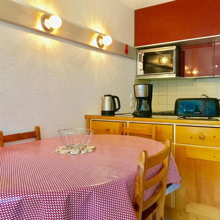 Studio cabine avec balcon, proche centre de Villard-de-Lans - FR-1-515-98 - Estudio - 3