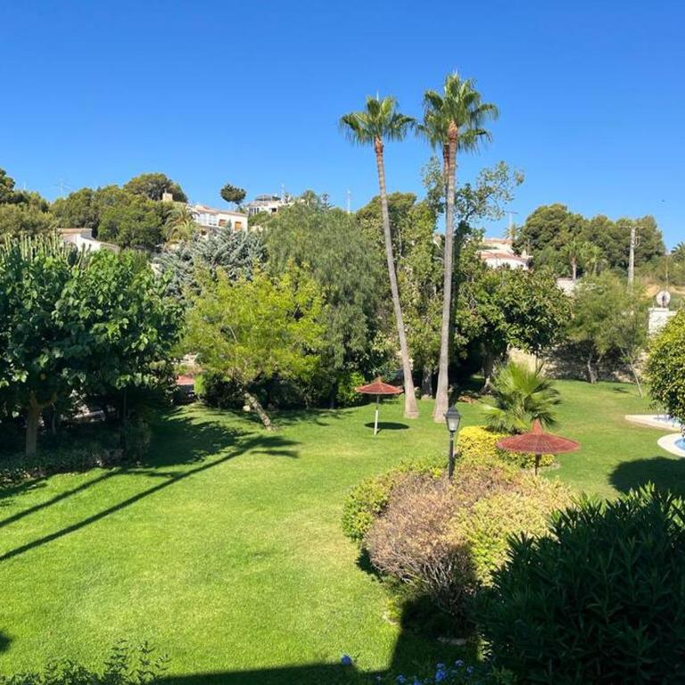 Duplex in residential complex with pool - Apartamento de 3 dormitorios - 1