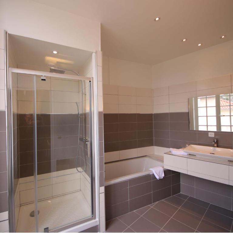 Château Hôtel, Restaurant & Spa De La Commanderie - Chambre Double Charme - 2