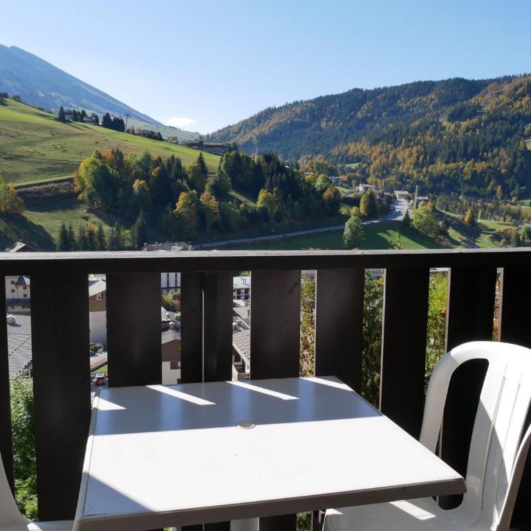 Appartement rénové 4 pers. avec balcon - Centre La Clusaz, proche piscine et commerces - FR-1-459-106 - Apartment (6 Adults) - 4