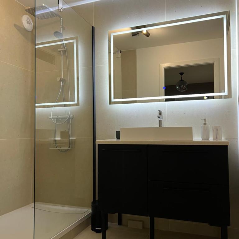 Le K Appartement - Strasbourg - Three-Bedroom Apartment - 22