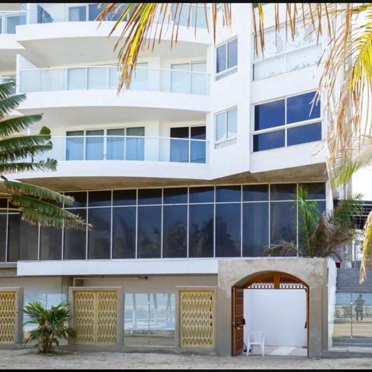 12 personas en Morros apto familiar frente al mar Cartagena 4 hab playa piscina - Apartamento - 40