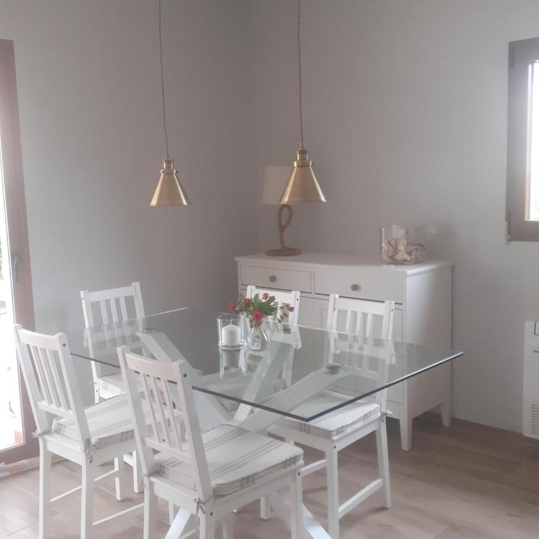 Mayarí - Three-Bedroom House - 7