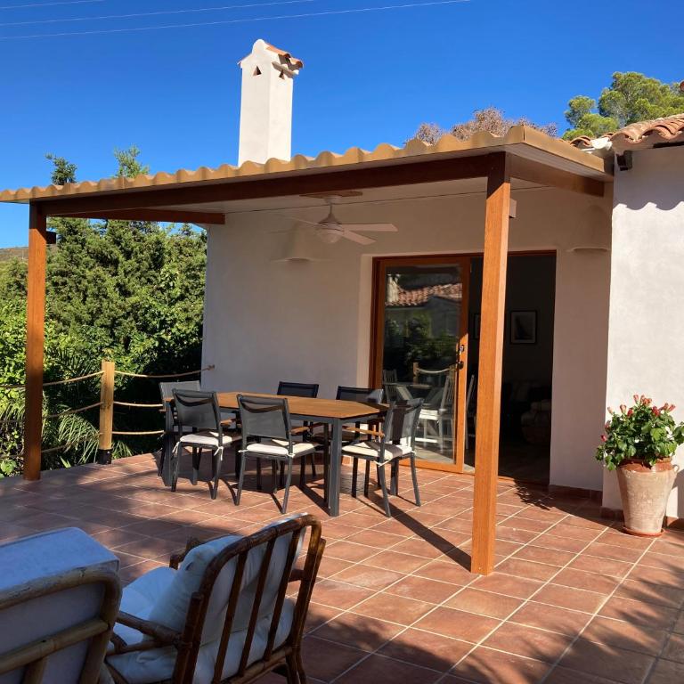 Mayarí - Three-Bedroom House - 2