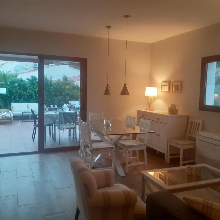 Mayarí - Three-Bedroom House - 8