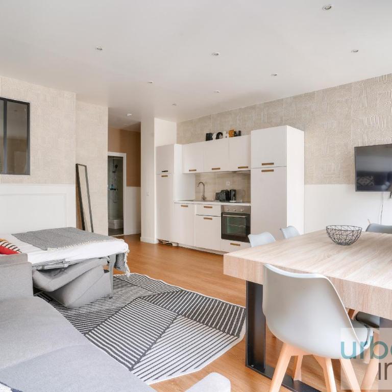 23 - Charming 3BDR Parisian Apartment in Montorgueil - Apartment - 2