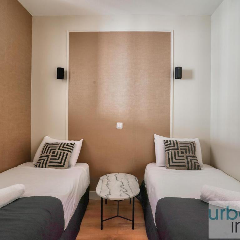 23 - Charming 3BDR Parisian Apartment in Montorgueil - Apartment - 17