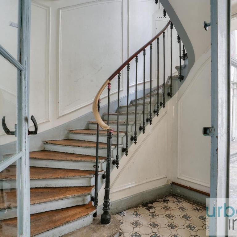 23 - Charming 3BDR Parisian Apartment in Montorgueil - Apartment - 21
