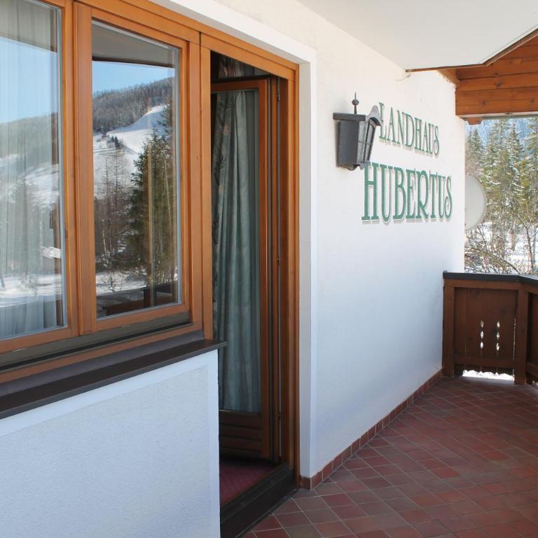 Landhaus Hubertus - Doppelzimmer mit Bergblick - 1