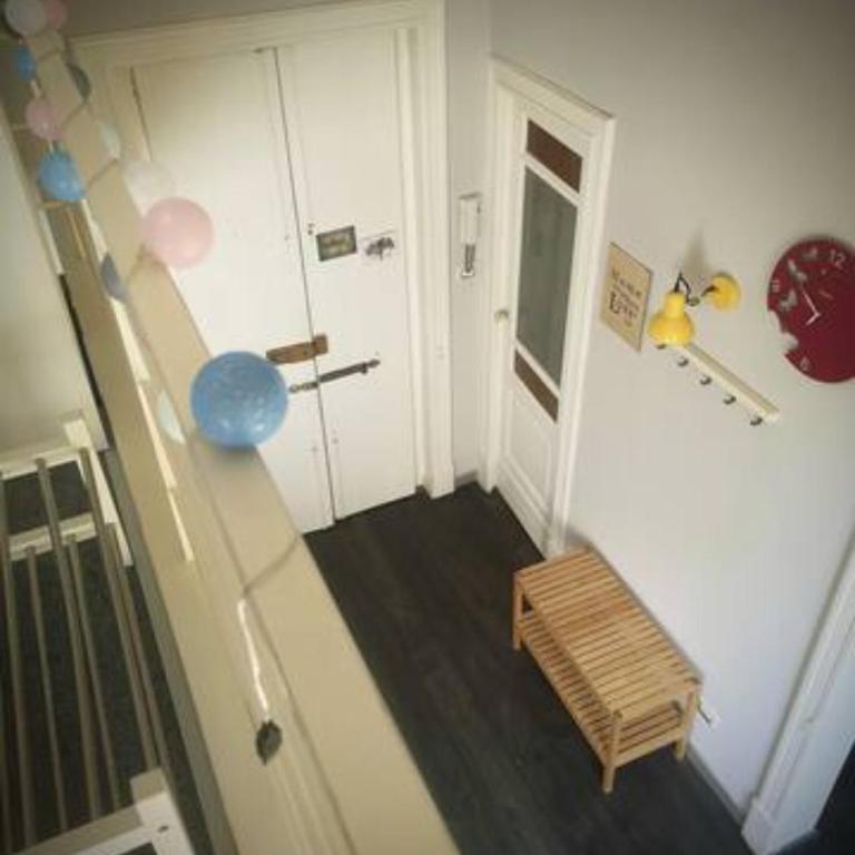 Frida Guest House - Studio with Balcony - 35