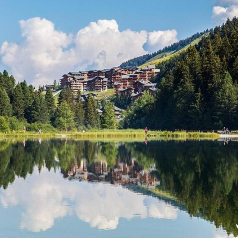 Meribel Les Allues Ski Chalet with beautiful views - Chalet - 9