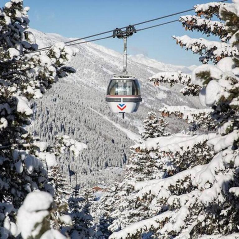 Meribel Les Allues Ski Chalet with beautiful views - Chalet - 7