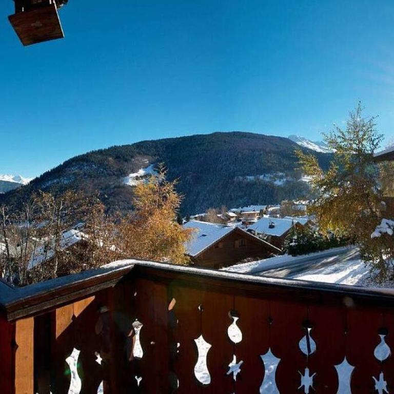 Meribel Les Allues Ski Chalet with beautiful views - Chalet - 3