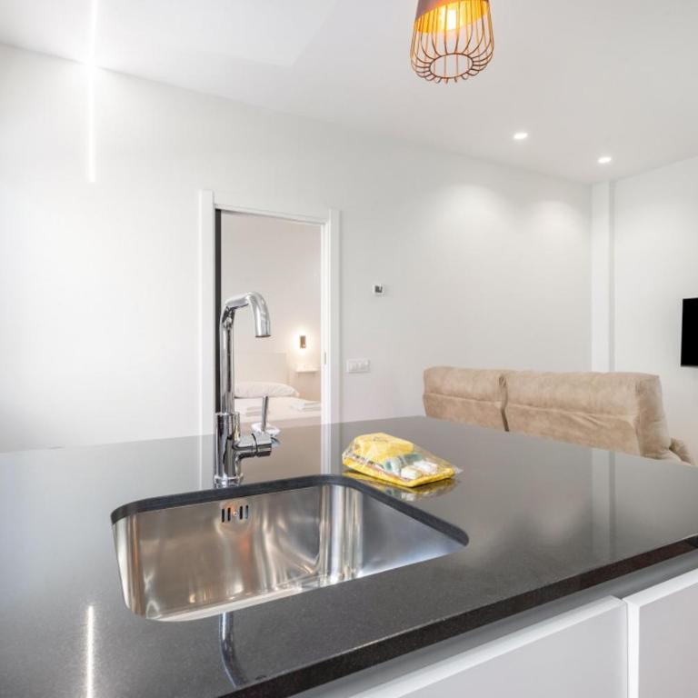 Bright Refurbished -1Bedroom 1Bathroom-Salamanca - Apartment - 6