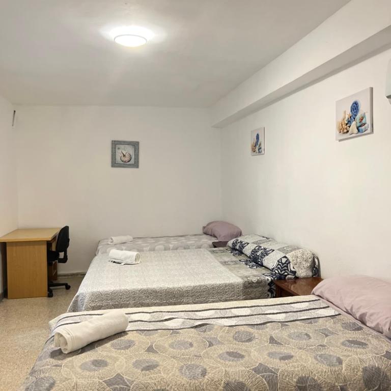 pensión La Parada - Triple Room - 1