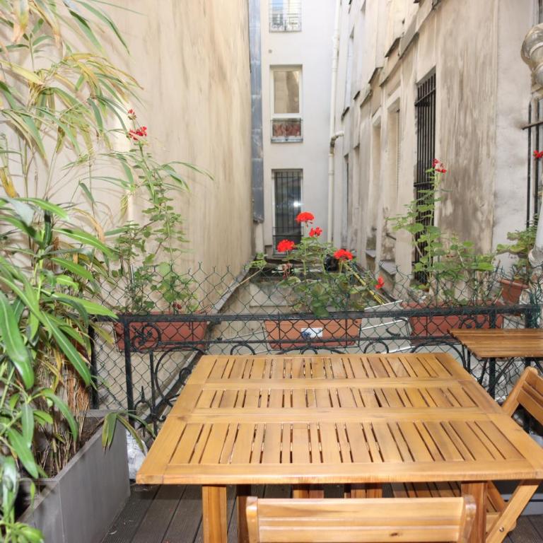 Superbe T3 Terrasse Coeur de Paris historique - Appartement 1 Chambre - 29