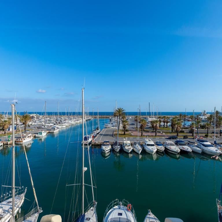 Apartment in Puerto Marina with Sea Views, FIRST LINE, Holiday Rentals Apartment - Two-Bedroom Apartment - 31
