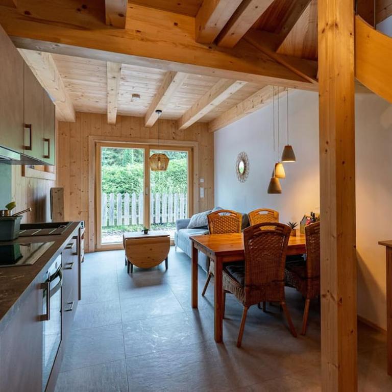 Holznest - dein Urlaub im gemütlichen Holzhaus - Appartamento con 1 Camera da Letto e Terrazza - 2