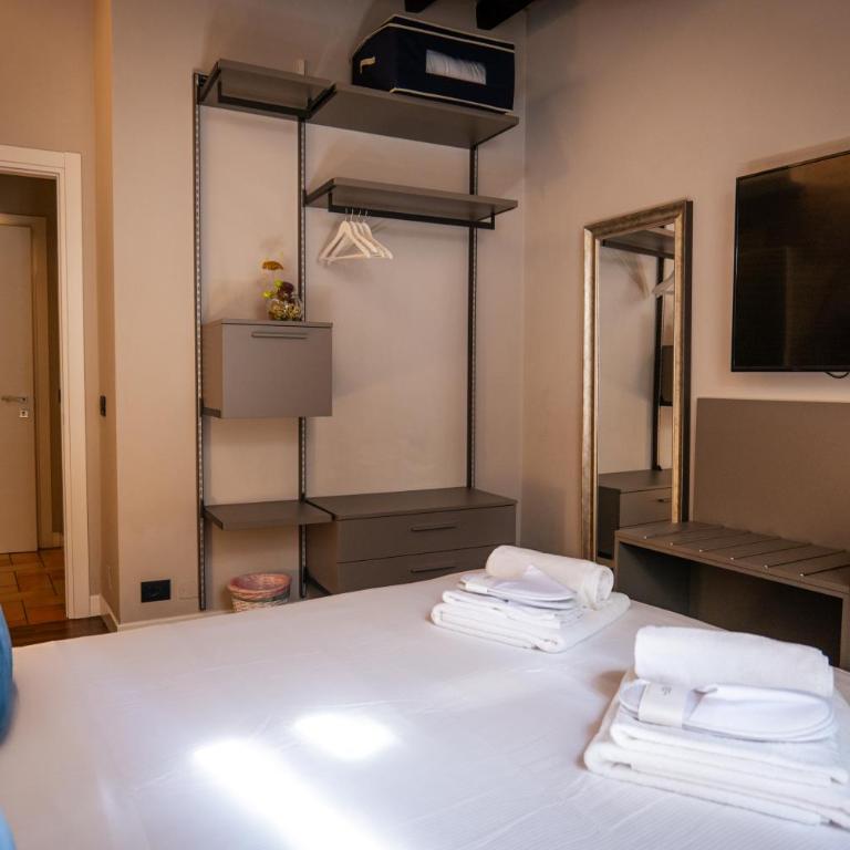 Old Town - Boutique Rooms - Camera Matrimoniale Deluxe - 3