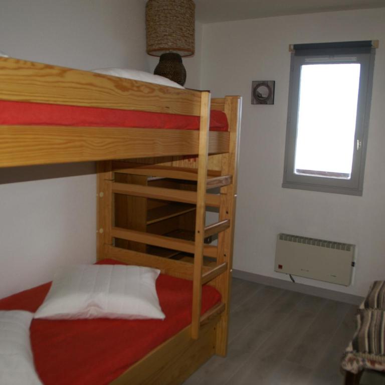 Charmant appartement 3 pièces avec balcon - Appartement 2 Chambres - 8