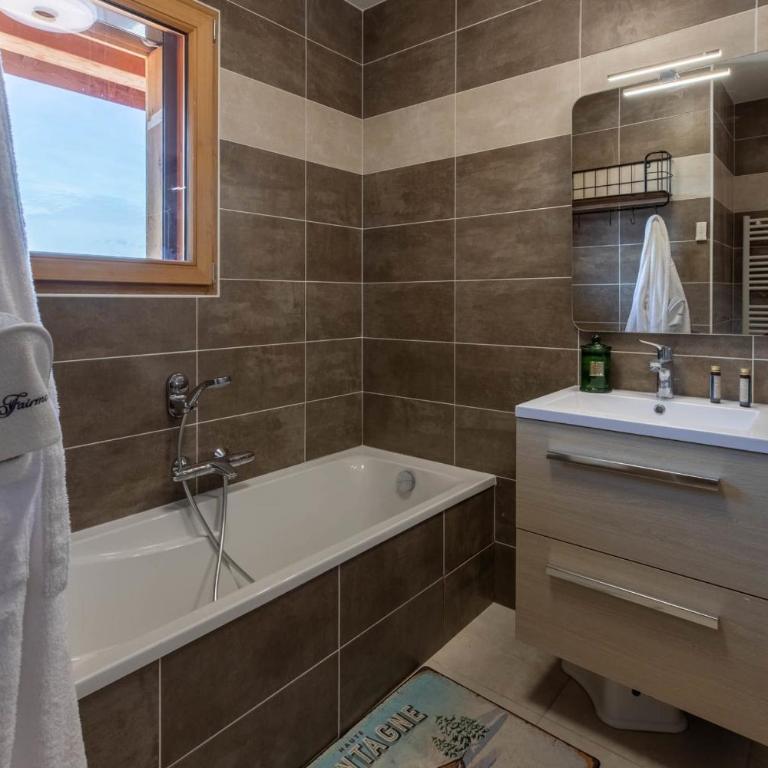 Chalet des Anges with outside hot tube ! - Appartement - 18