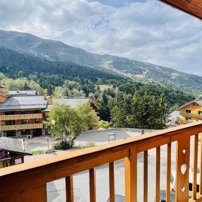 Duplex savoyard 6 pers au centre de Méribel avec wifi - FR-1-411-863 - Apartment - 6