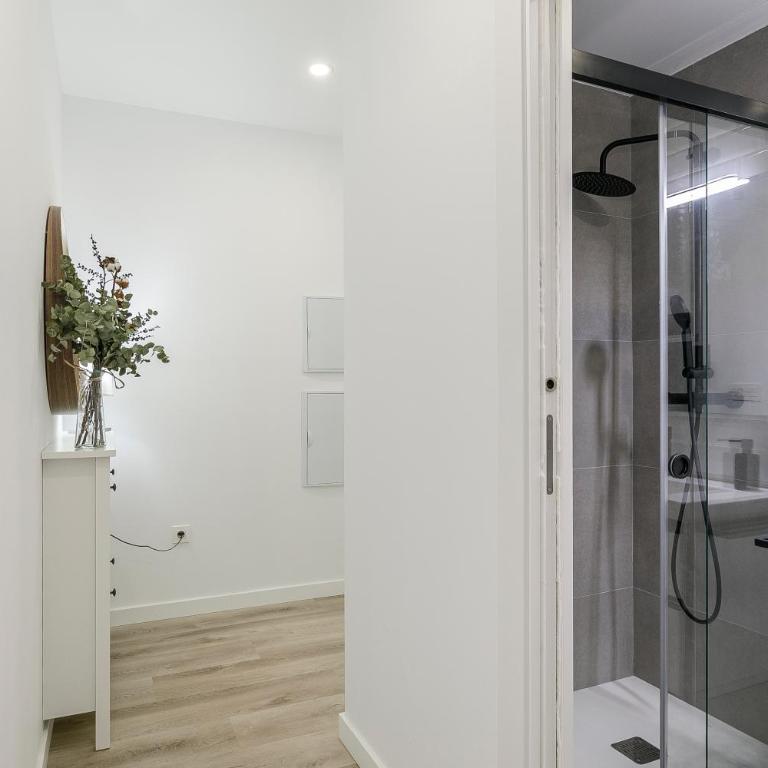 Plaza Trinidad, Centro, acogedor, luminoso y calefacción - One-Bedroom Apartment - 13