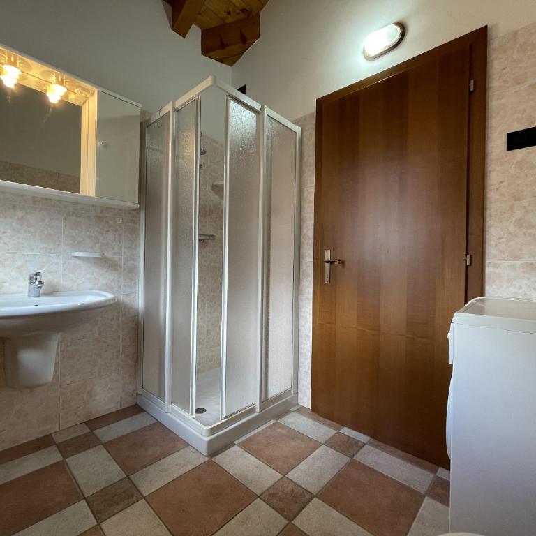 032 Mansarda Pinzolo - Appartamento con 2 Camere da Letto - 10