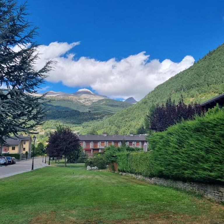 Casa Biniu - Three-Bedroom Chalet - 6