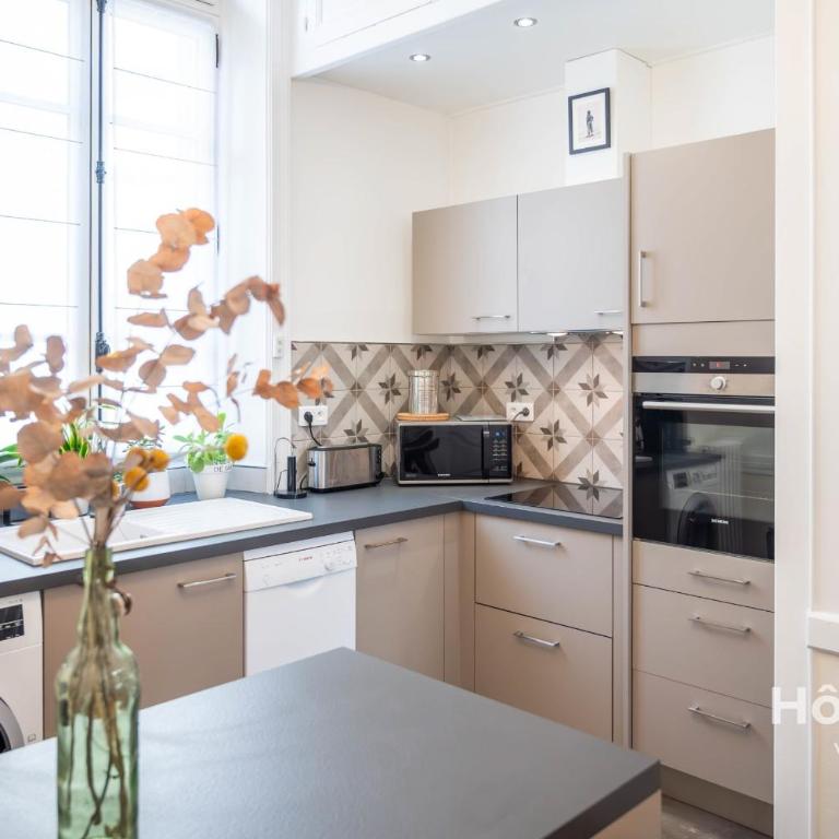 "Les Effrontés" Louis Blanc Charming Apartment - Appartement Supérieur - 49
