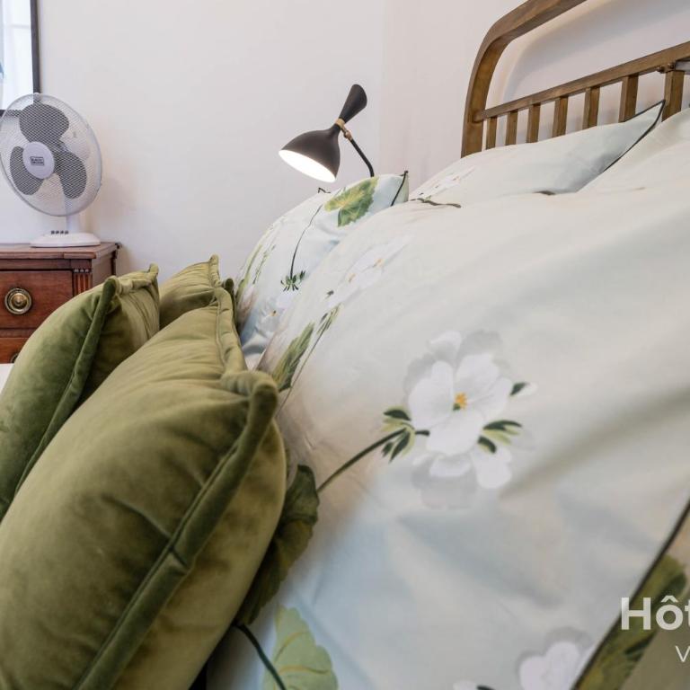 "Les Effrontés" Louis Blanc Charming Apartment - Appartement Supérieur - 40