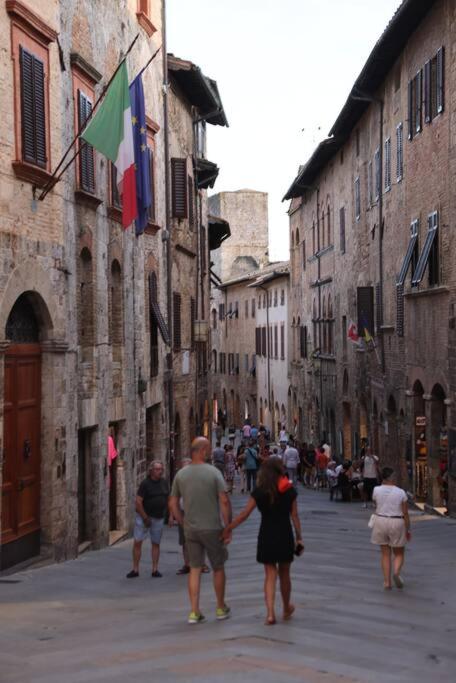 Lovely 2 Bedroom in San Gimignano Historic Center - Two-Bedroom Apartment - 18