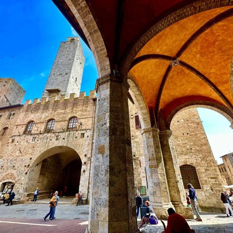 Lovely 2 Bedroom in San Gimignano Historic Center - Two-Bedroom Apartment - 32