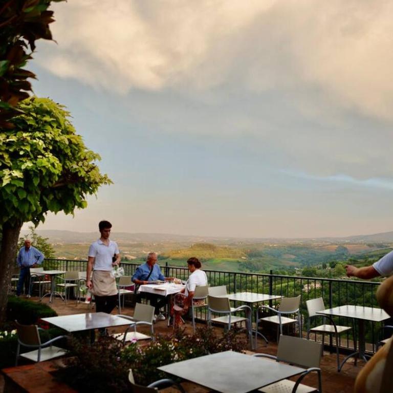 Lovely 2 Bedroom in San Gimignano Historic Center - Two-Bedroom Apartment - 36