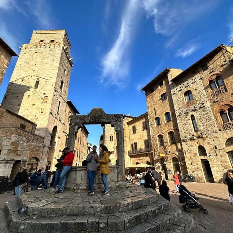 Lovely 2 Bedroom in San Gimignano Historic Center - Two-Bedroom Apartment - 40