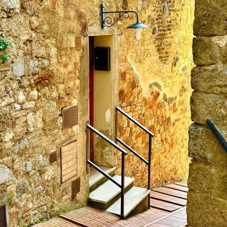 Lovely 2 Bedroom in San Gimignano Historic Center - Two-Bedroom Apartment - 48