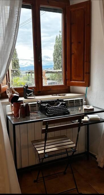 Lovely 2 Bedroom in San Gimignano Historic Center - Two-Bedroom Apartment - 49