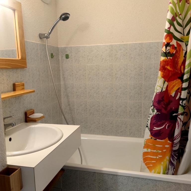 Charmant apt famille avec balcon au Port du Crouesty, parking inclus - FR-1-639-55 - Appartement - 10