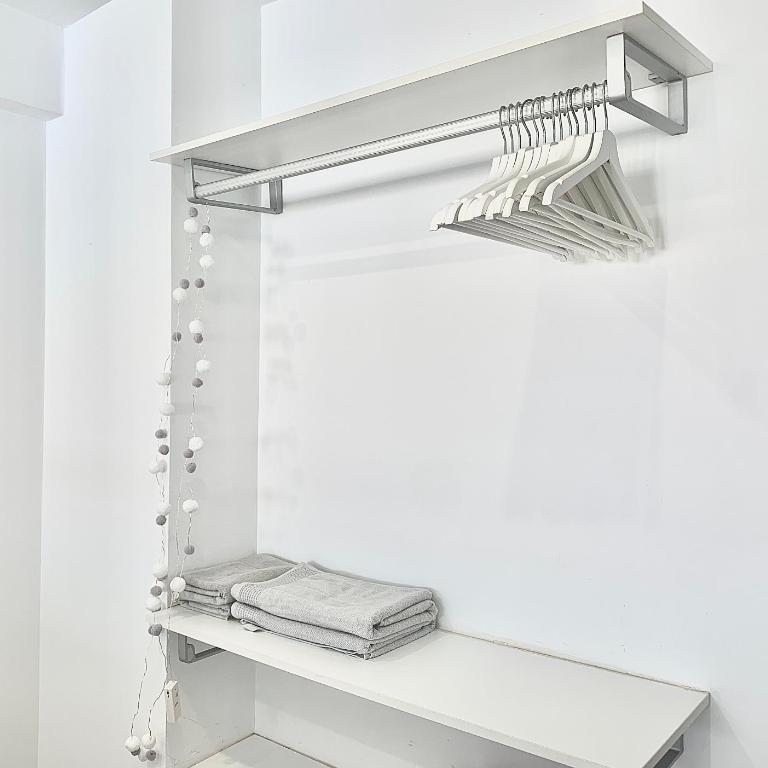 Sol Torrecilla Studio - One-Bedroom Apartment - 12