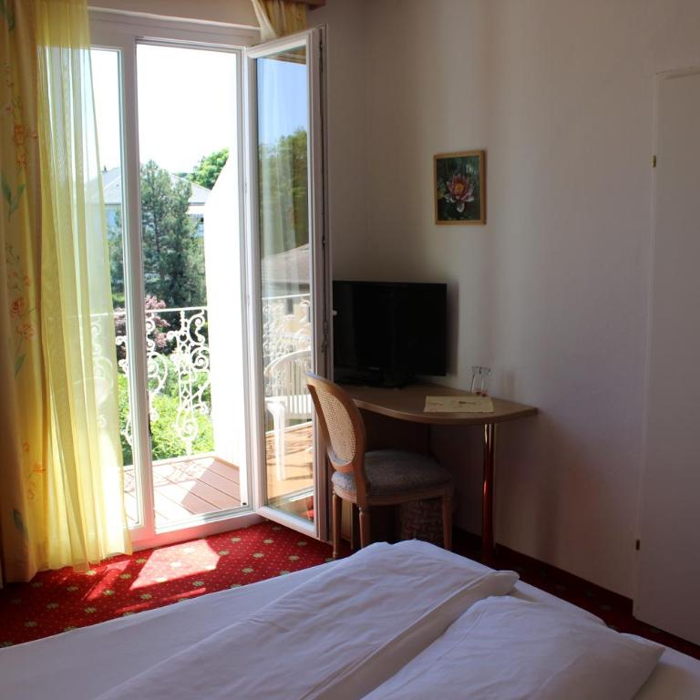 Villa Auguste - Doppelzimmer mit Balkon - 6
